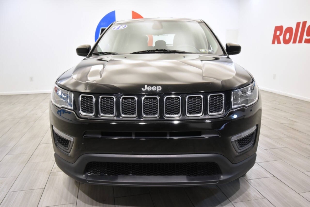 2019 Jeep Compass Sport 4x4 4dr SUV, Black, Mileage: 82,034 - photo 7