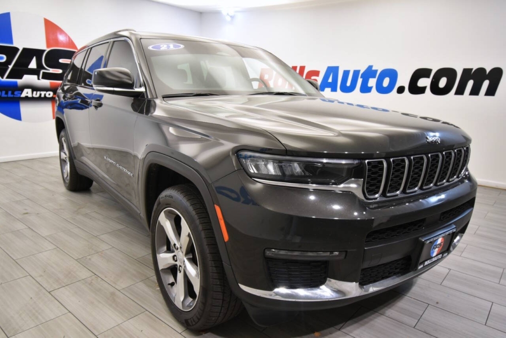 2021 Jeep Grand Cherokee L Limited 4x4 4dr SUV, Gray, Mileage: 45,832 - photo 6