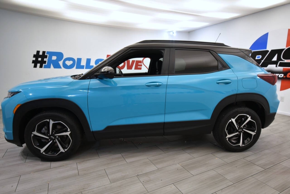 2021 Chevrolet TrailBlazer RS 4dr SUV, Blue, Mileage: 69,706 - photo 1