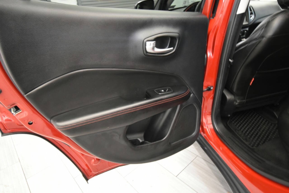 2021 Jeep Compass Trailhawk 4x4 4dr SUV, Red, Mileage: 62,716 - photo 14