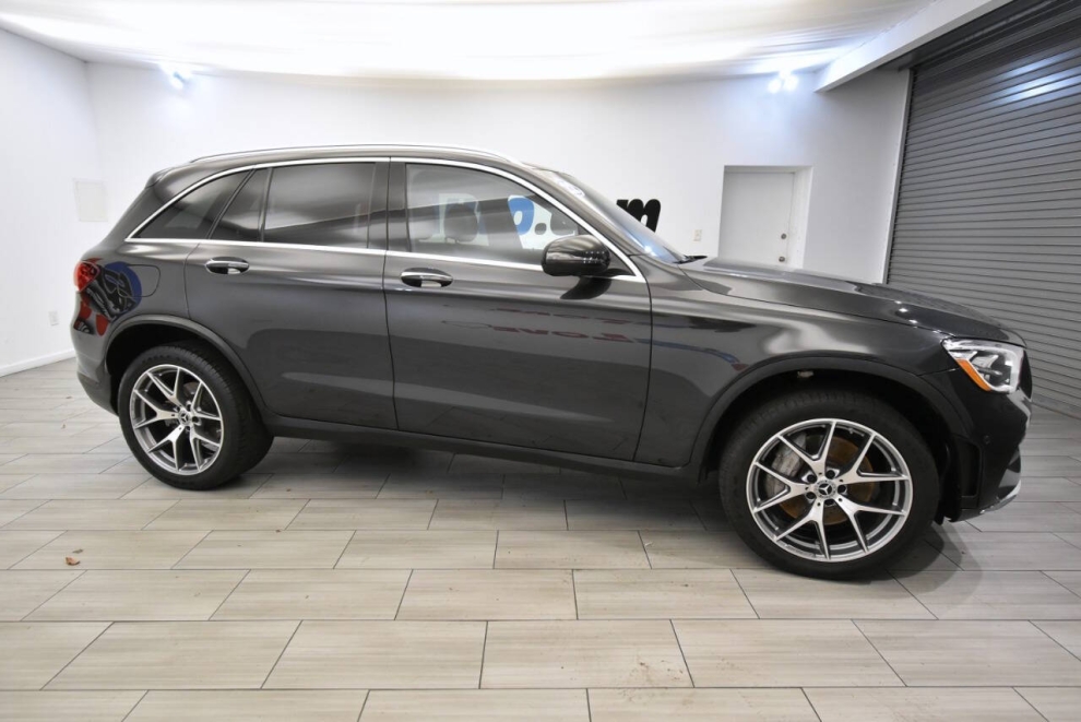 2022 Mercedes-Benz GLC GLC 300 4MATIC AWD 4dr SUV, Gray, Mileage: 37,236 - photo 5