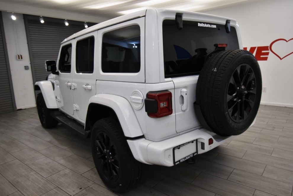 2022 Jeep Wrangler Unlimited High Altitude 4x4 4dr SUV, White, Mileage: 75,831 - photo 2