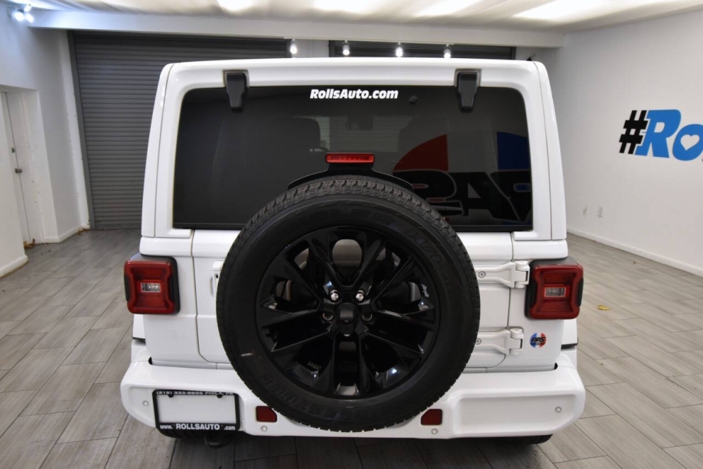 2022 Jeep Wrangler Unlimited High Altitude 4x4 4dr SUV, White, Mileage: 75,831 - photo 3