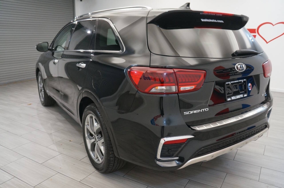 2019 Kia Sorento SX V6 AWD 4dr SUV, Black, Mileage: 114,006 - photo 2