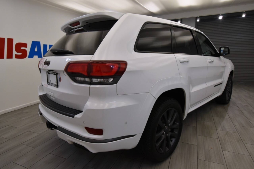 2018 Jeep Grand Cherokee High Altitude 4x4 4dr SUV, White, Mileage: 89,754 - photo 4