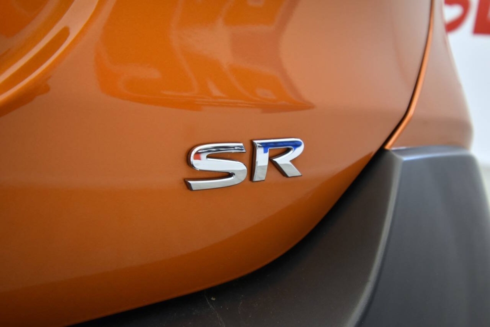 2019 Nissan Kicks SR 4dr Crossover, Orange, Mileage: 79,249 - photo 33