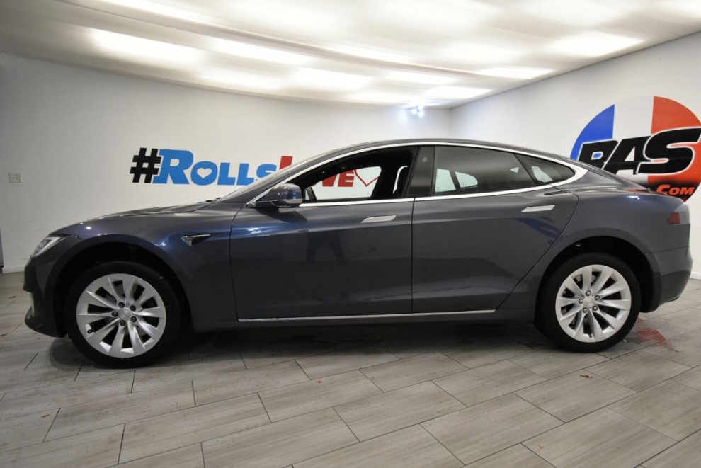 2018 Tesla Model S 100D AWD 4dr Liftback, Gray, Mileage: 45,729 - photo 1