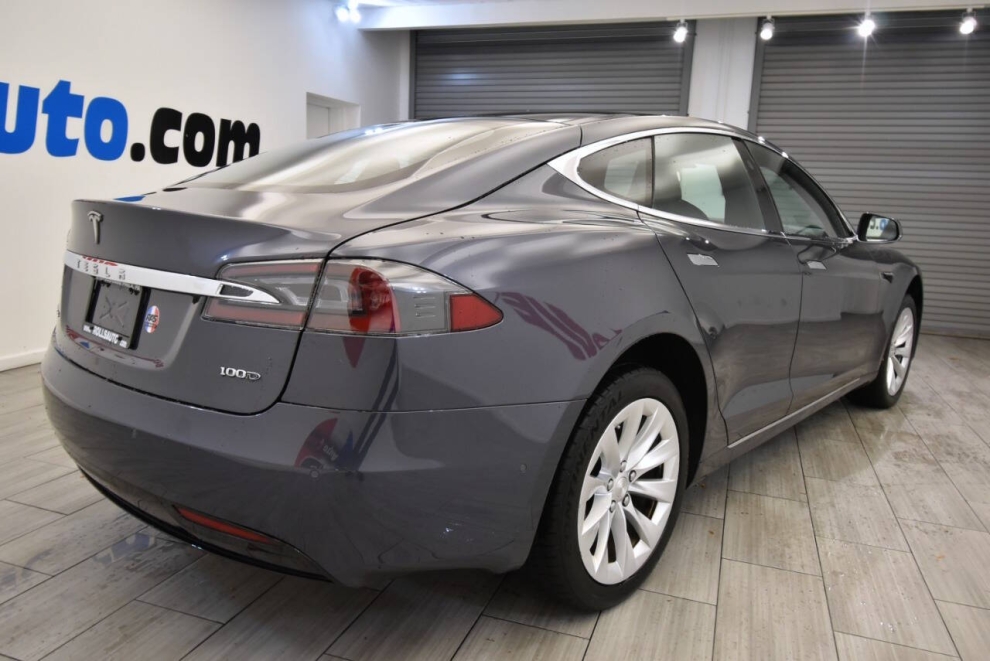 2018 Tesla Model S 100D AWD 4dr Liftback, Gray, Mileage: 45,729 - photo 4