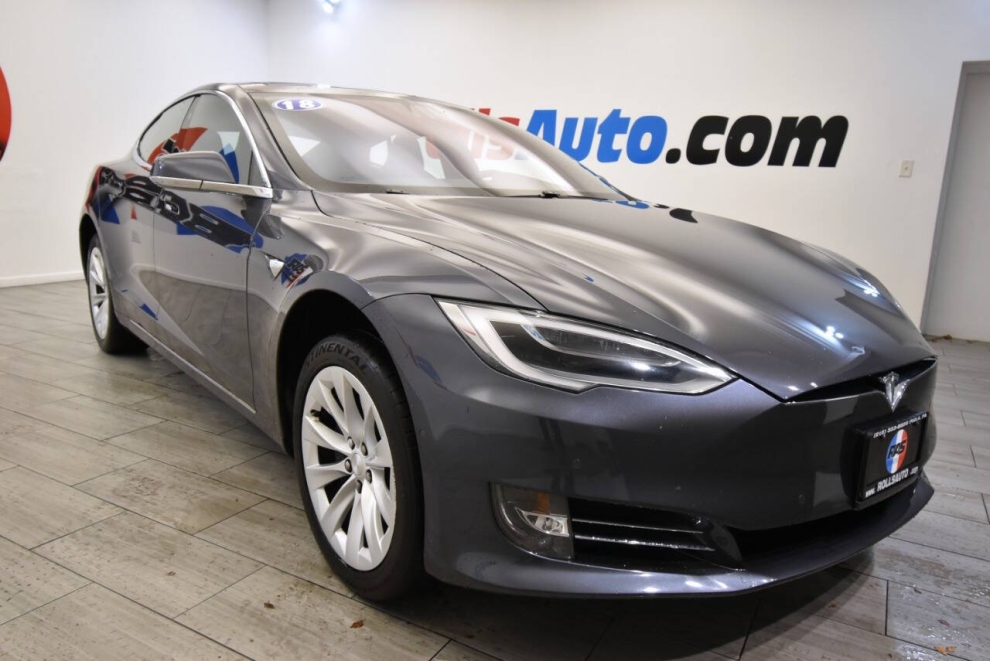 2018 Tesla Model S 100D AWD 4dr Liftback, Gray, Mileage: 45,729 - photo 6