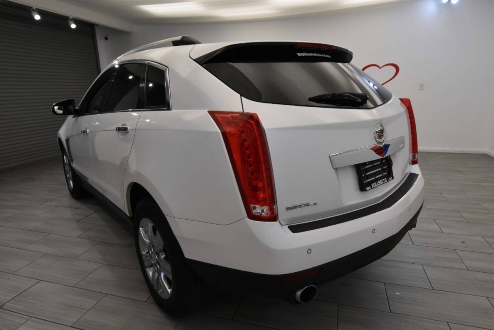 2014 Cadillac SRX Luxury Collection AWD 4dr SUV, Moon, Mileage: 94,003 - photo 2