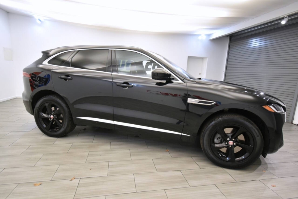 2021 Jaguar F-PACE P400 R Dynamic S AWD 4dr SUV, Black, Mileage: 95,712 - photo 5