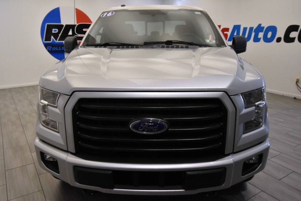 2016 Ford F-150 XLT 4x4 4dr SuperCrew 5.5 ft. SB, Silver, Mileage: 124,274 - photo 7