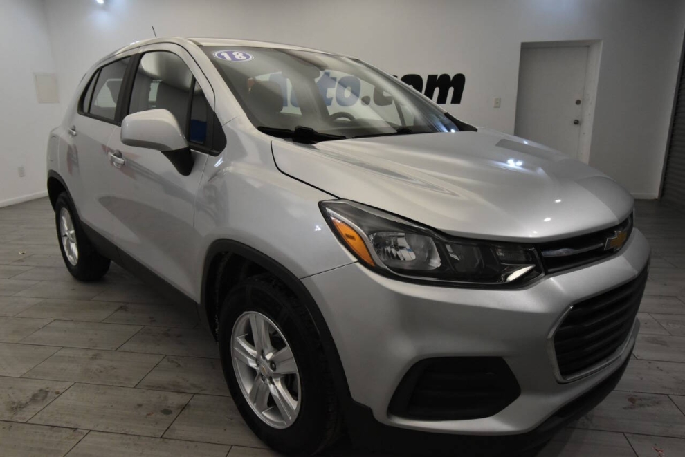 2018 Chevrolet Trax LS AWD 4dr Crossover, Silver, Mileage: 45,139 - photo 6