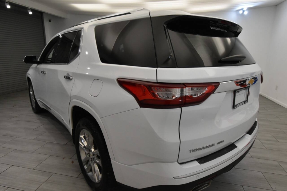 2019 Chevrolet Traverse, White, Mileage: 60,300 - photo 2