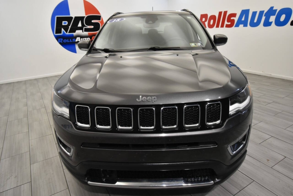 2018 Jeep Compass Limited 4x4 4dr SUV, Gray, Mileage: 83,235 - photo 7