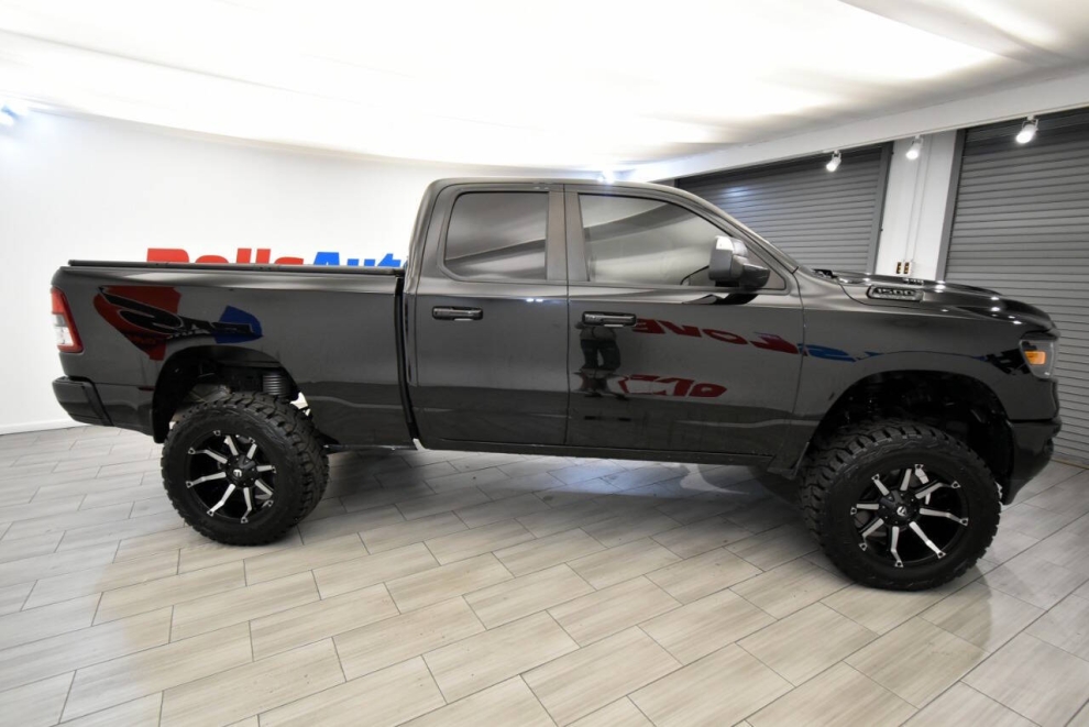 2019 RAM 1500 Big Horn 4x4 4dr Quad Cab 6.4 ft. SB Pickup, Black, Mileage: 77,564 - photo 5