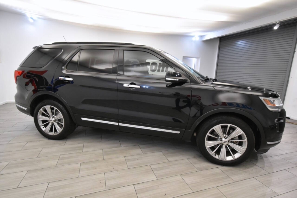 2018 Ford Explorer Limited 4dr SUV, Black, Mileage: 63,156 - photo 5