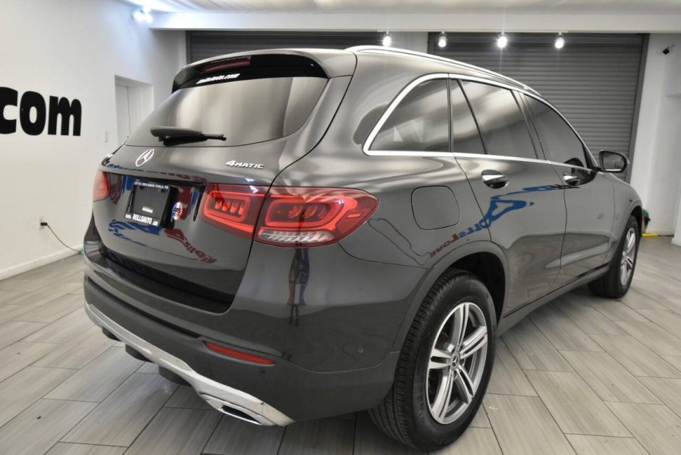 2021 Mercedes-Benz GLC GLC 300 4MATIC AWD 4dr SUV, Gray, Mileage: 56,194 - photo 4