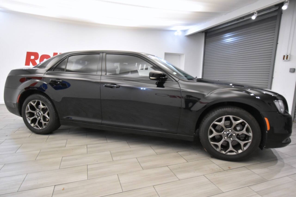 2016 Chrysler 300 S AWD 4dr Sedan, Black, Mileage: 58,349 - photo 5