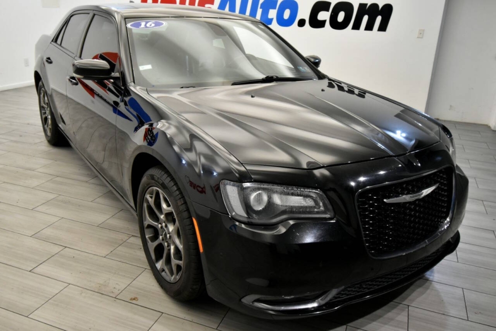 2016 Chrysler 300 S AWD 4dr Sedan, Black, Mileage: 58,349 - photo 6