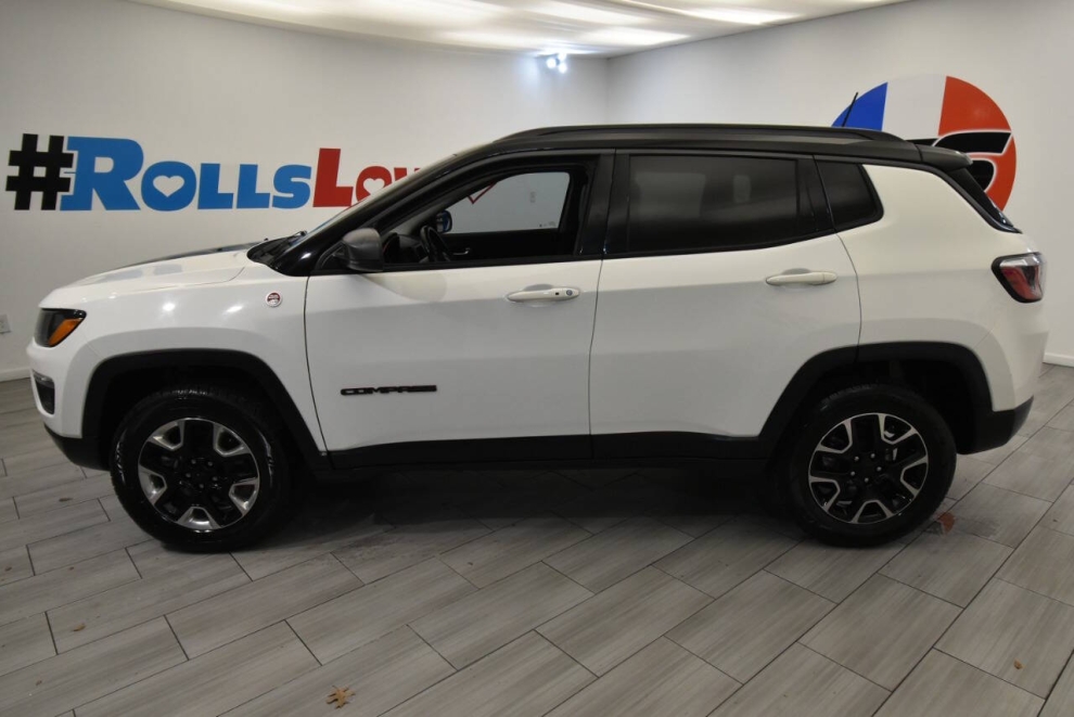 2019 Jeep Compass Trailhawk 4x4 4dr SUV, White, Mileage: 72,801 - photo 1