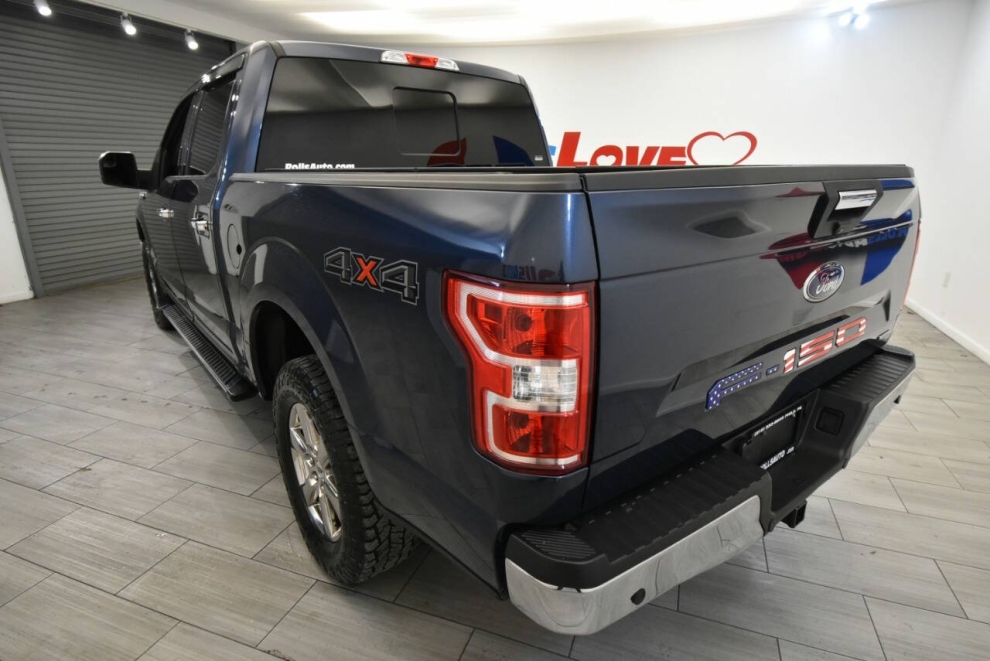 2020 Ford F-150 XLT 4x4 SuperCrew, Blue, Mileage: 87,626 - photo 2