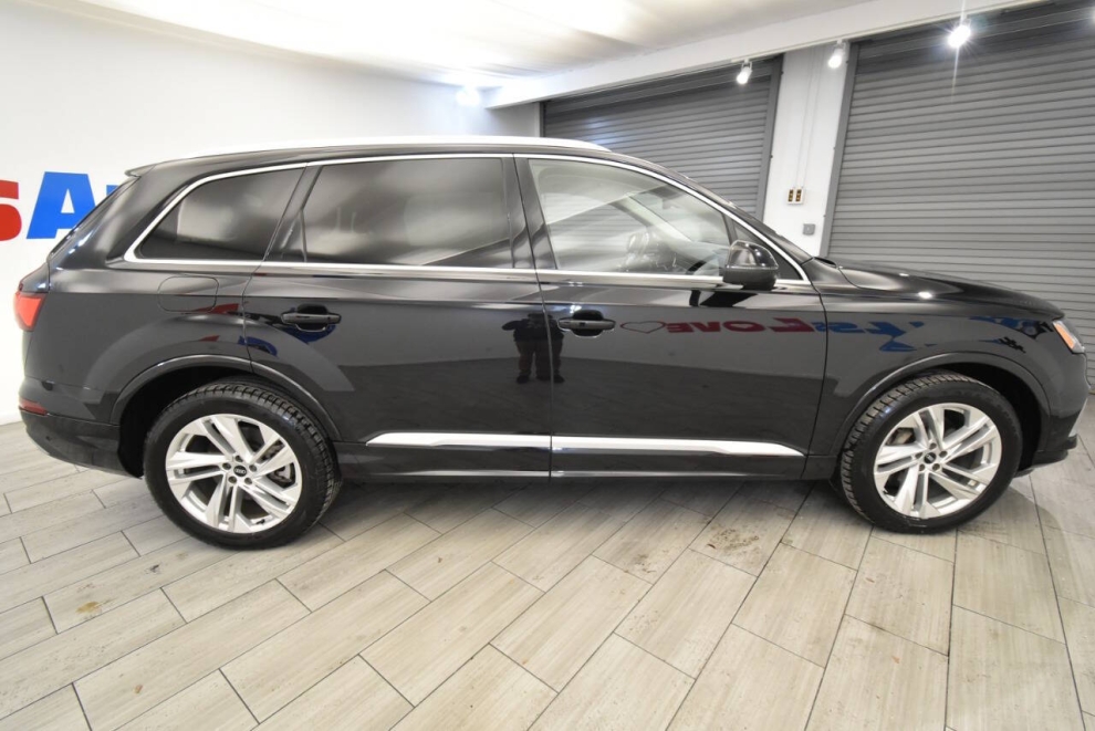 2021 Audi Q7 quattro Premium 55 TFSI AWD 4dr SUV, Black, Mileage: 92,928 - photo 5