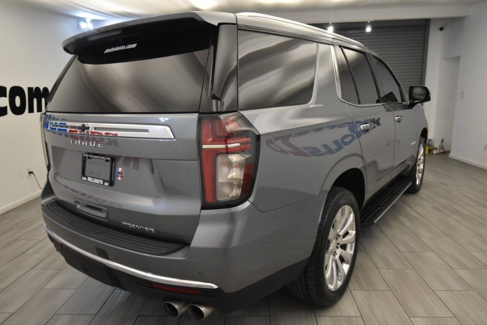 2021 Chevrolet Tahoe Premier 4x4 4dr SUV, Gray, Mileage: 93,672 - photo 4