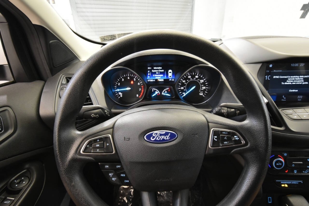 2019 Ford Escape SE 4dr SUV, White, Mileage: 77,208 - photo 24