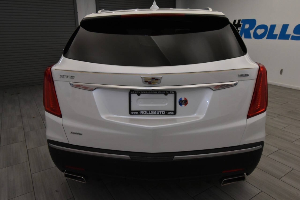 2019 Cadillac XT5 Premium Luxury 4x4 4dr SUV, White, Mileage: 79,699 - photo 3