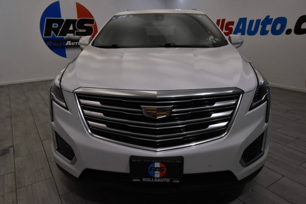 2019 Cadillac XT5 Premium Luxury 4x4 4dr SUV, White, Mileage: 79,699 - photo 7