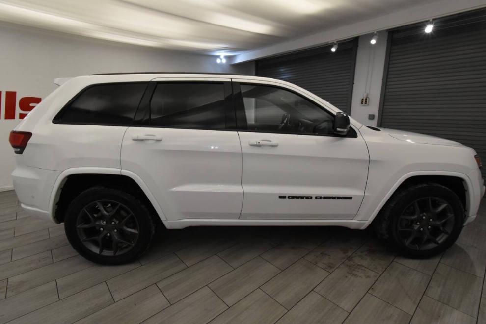 2021 Jeep Grand Cherokee Limited 80th Anniversary, White, Mileage: 91,818 - photo 5