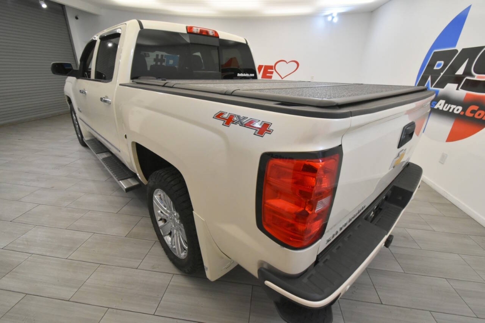 2015 Chevrolet Silverado 1500 High Country, Off- White, Mileage: 121,153 - photo 2