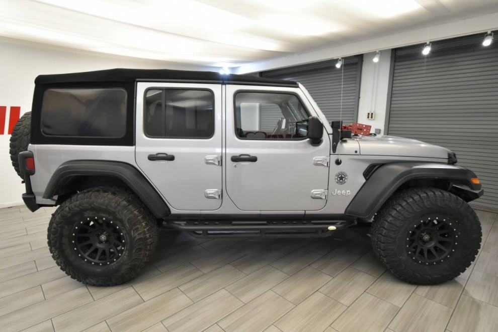 2019 Jeep Wrangler Unlimited Unlimited, Silver, Mileage: 59,912 - photo 5