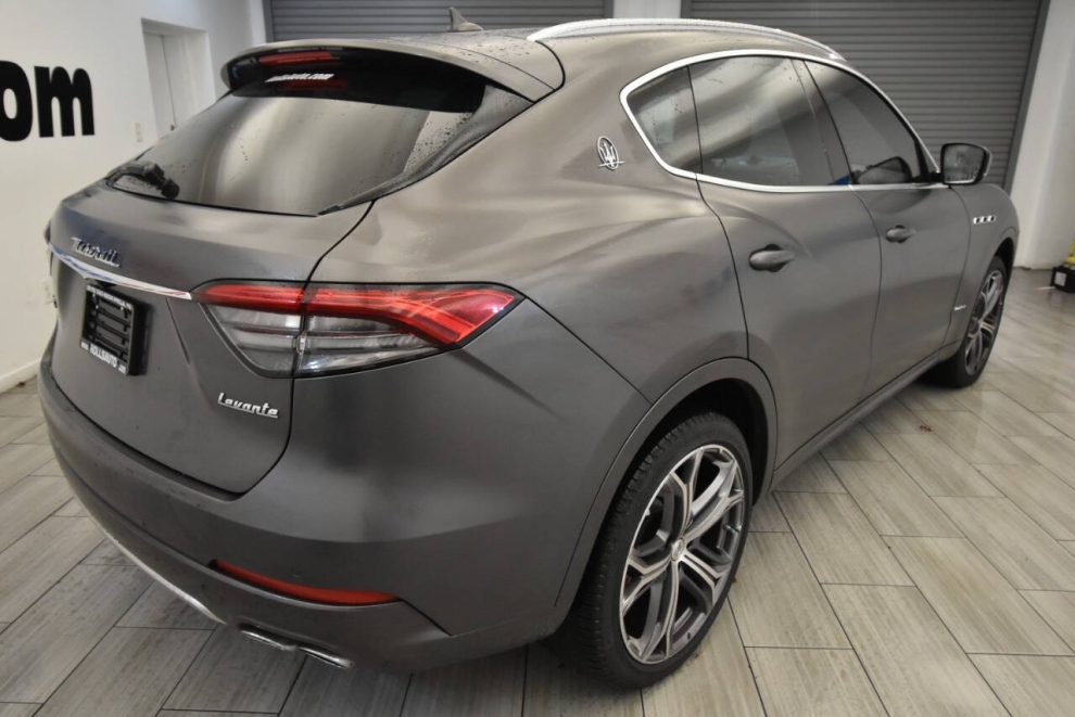 2021 Maserati Levante S GranLusso AWD 4dr SUV, Gray, Mileage: 71,052 - photo 4