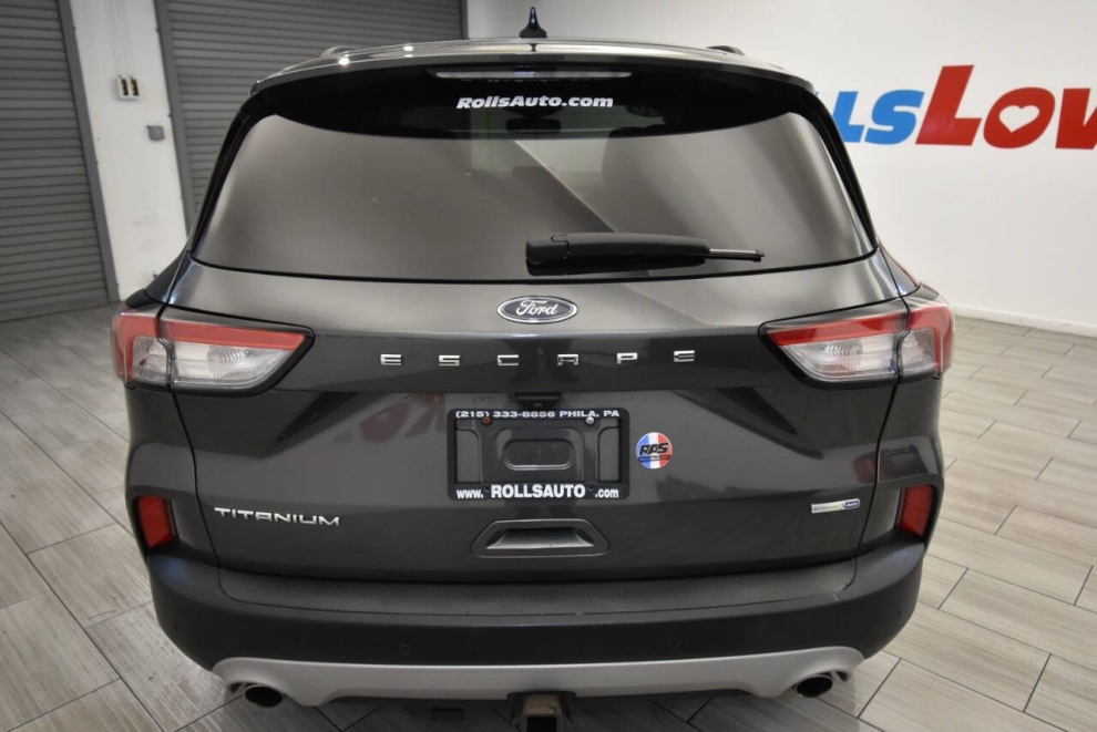 2020 Ford Escape Titanium AWD 4dr SUV, Gray, Mileage: 96,972 - photo 3