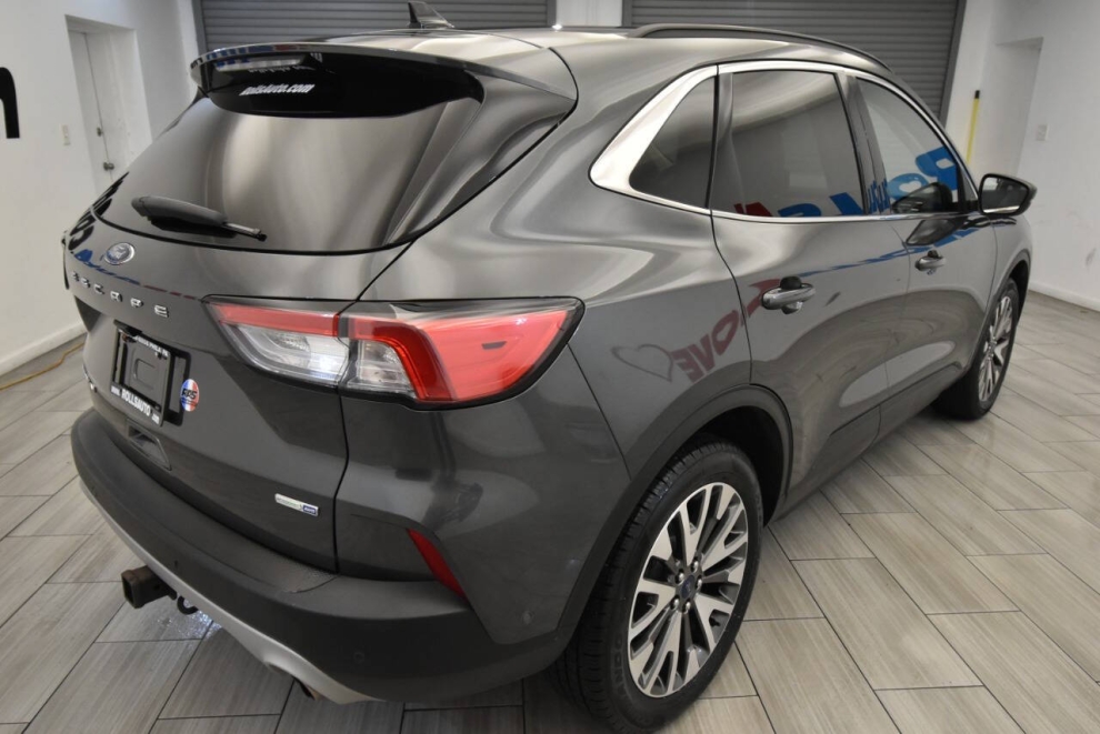 2020 Ford Escape Titanium AWD 4dr SUV, Gray, Mileage: 96,972 - photo 4