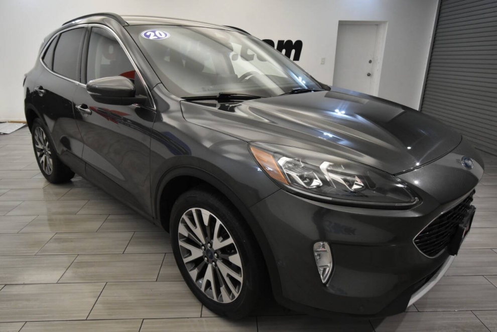 2020 Ford Escape Titanium AWD 4dr SUV, Gray, Mileage: 96,972 - photo 6