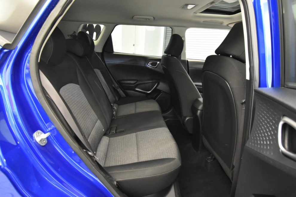 2021 Kia Soul GT Line 4dr Crossover, Blue, Mileage: 82,213 - photo 17