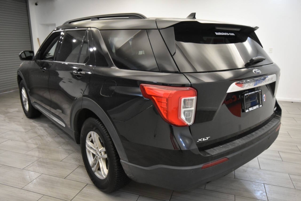 2021 Ford Explorer XLT AWD 4dr SUV, Black, Mileage: 93,287 - photo 2