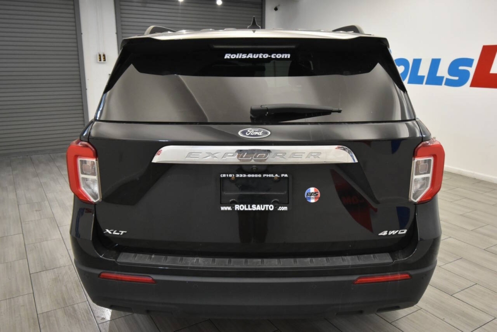 2021 Ford Explorer XLT AWD 4dr SUV, Black, Mileage: 93,287 - photo 3