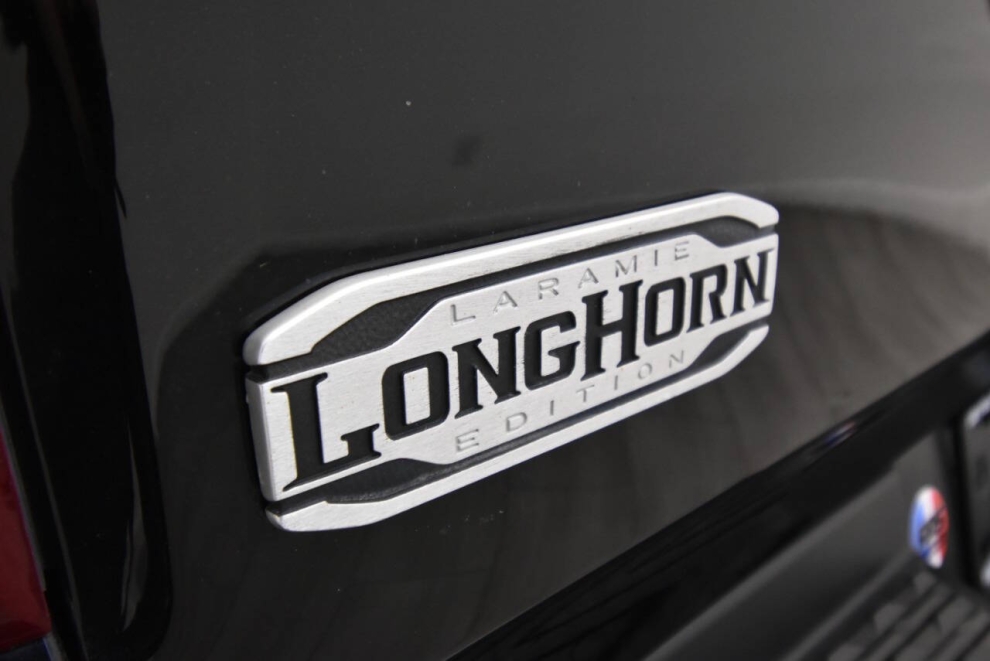 2019 RAM 1500 Laramie Longhorn 4x4 4dr Crew Cab 5.6 ft. SB Picku, Black, Mileage: 74,699 - photo 37