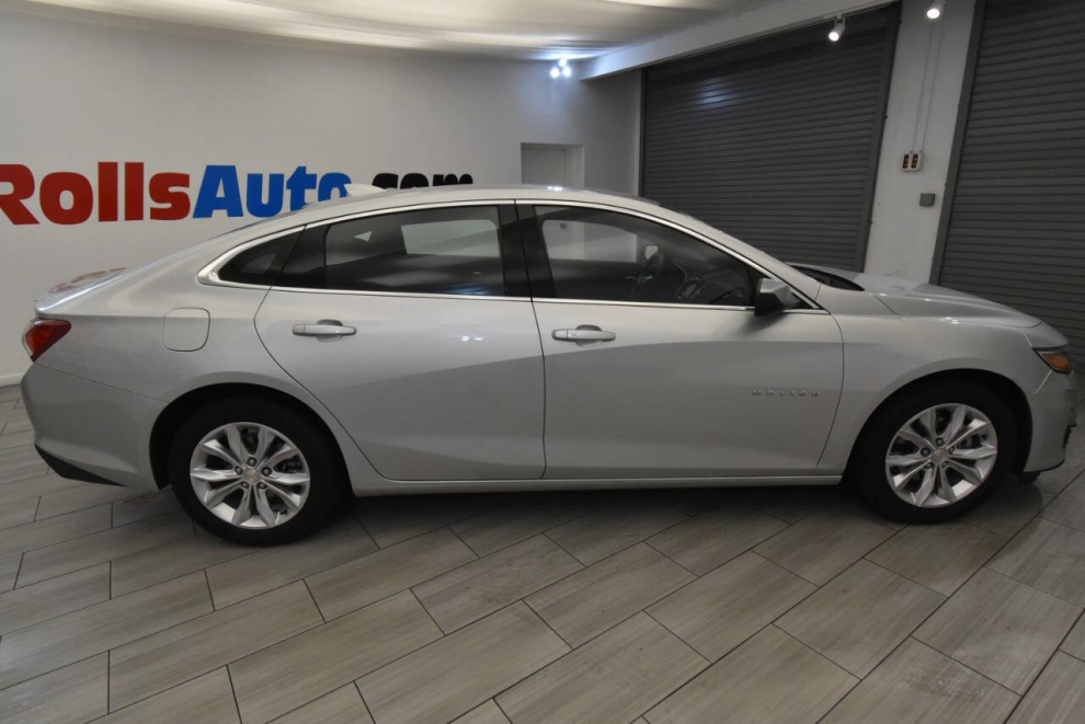 2022 Chevrolet Malibu LT 4dr Sedan, Silver, Mileage: 57,762 - photo 5