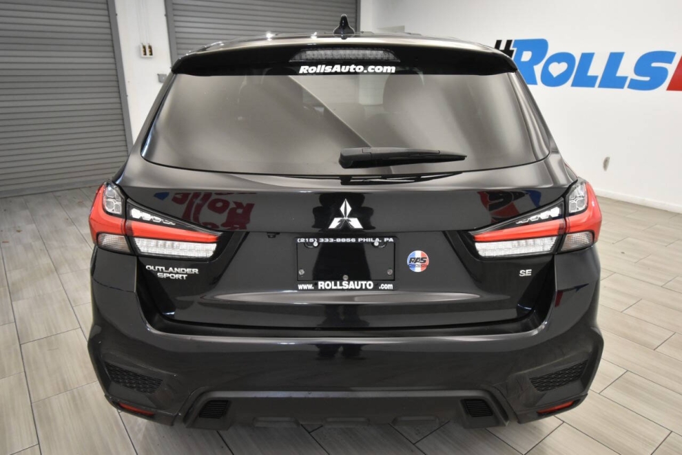 2021 Mitsubishi Outlander Sport SE, Black, Mileage: 52,393 - photo 3