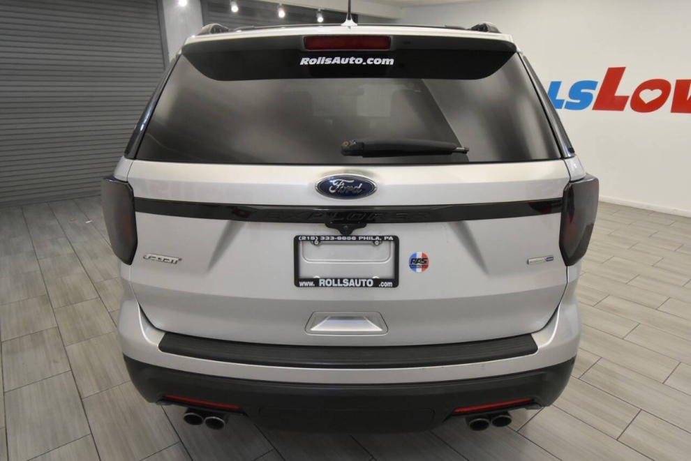 2019 Ford Explorer Sport AWD 4dr SUV, Silver, Mileage: 72,213 - photo 3