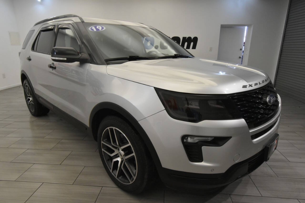 2019 Ford Explorer Sport AWD 4dr SUV, Silver, Mileage: 72,213 - photo 6