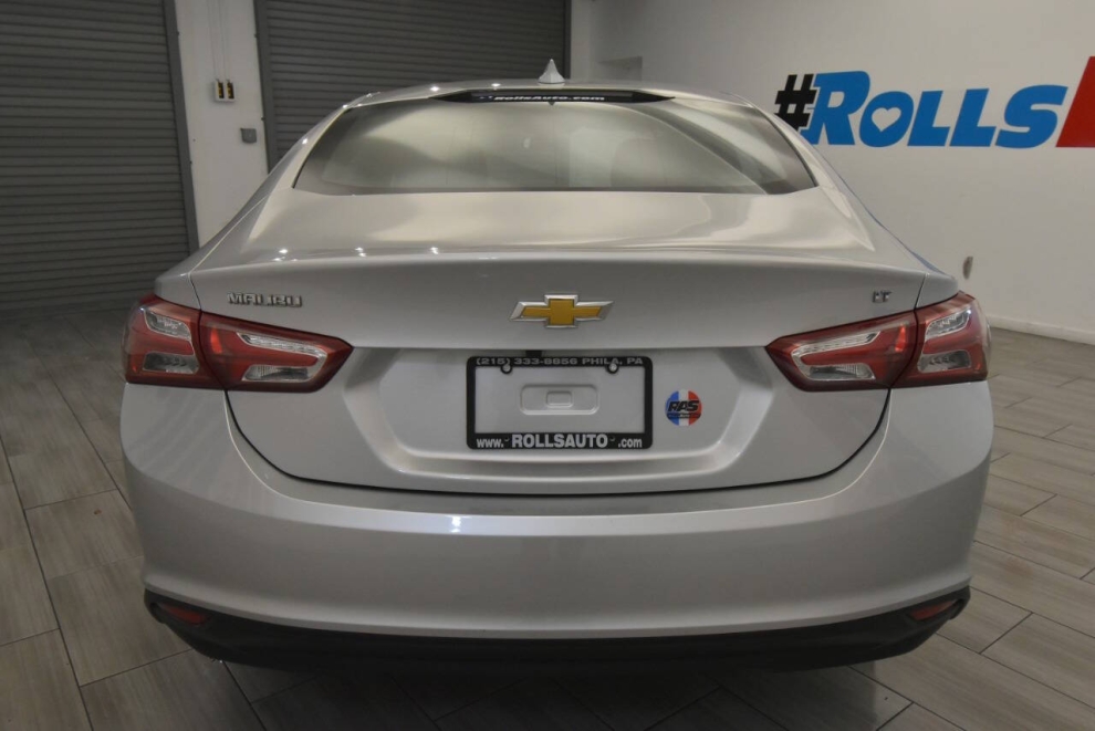 2022 Chevrolet Malibu LT 4dr Sedan, Silver, Mileage: 64,972 - photo 3