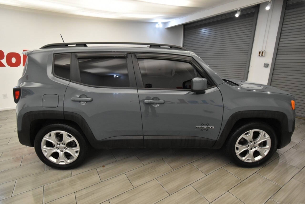 2018 Jeep Renegade Latitude, Blue, Mileage: 84,947 - photo 5