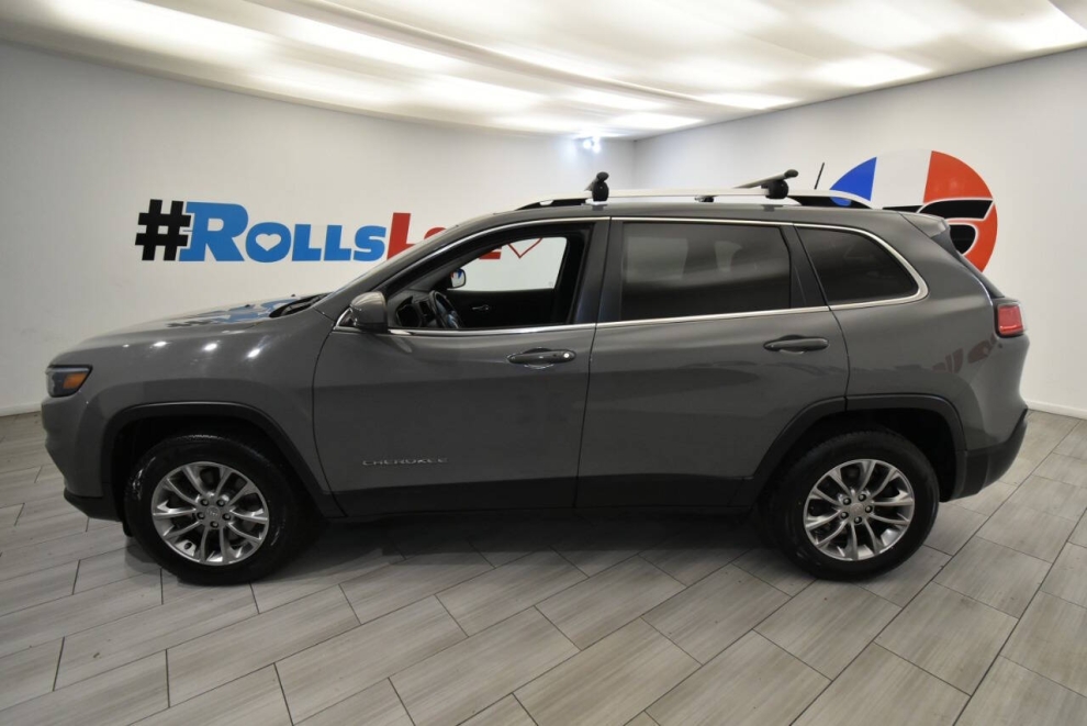 2019 Jeep Cherokee Latitude Plus, Gray, Mileage: 108,475 - photo 1