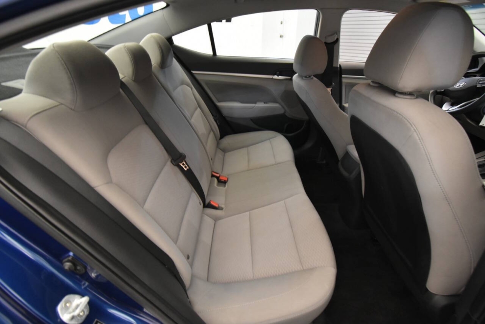 2020 Hyundai Elantra, Blue, Mileage: 68,821 - photo 16